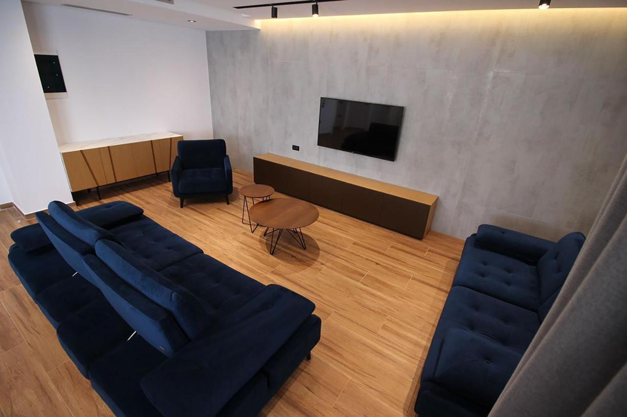 "The View" Luxury Apartments Σαράντα Εξωτερικό φωτογραφία