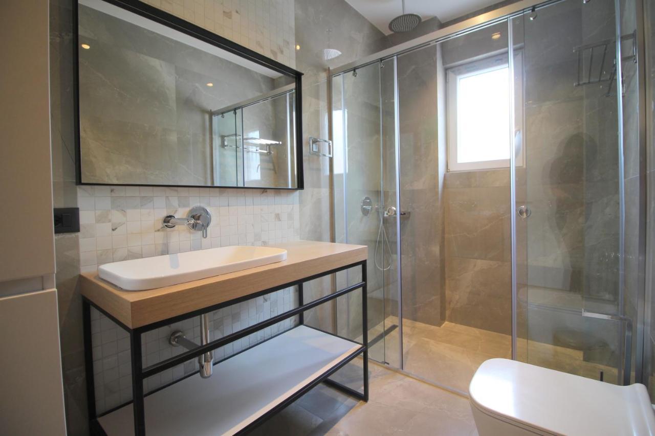 "The View" Luxury Apartments Σαράντα Εξωτερικό φωτογραφία