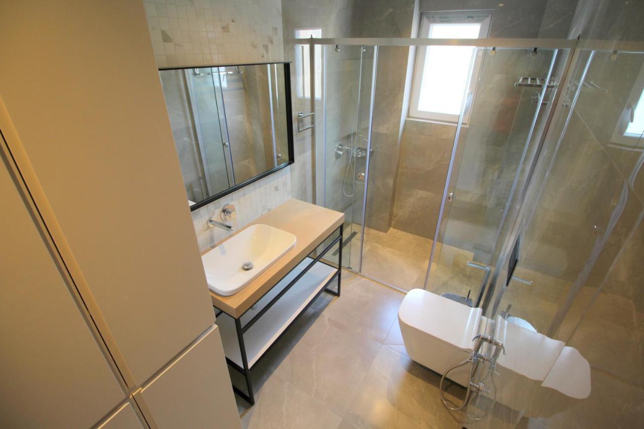 "The View" Luxury Apartments Σαράντα Εξωτερικό φωτογραφία