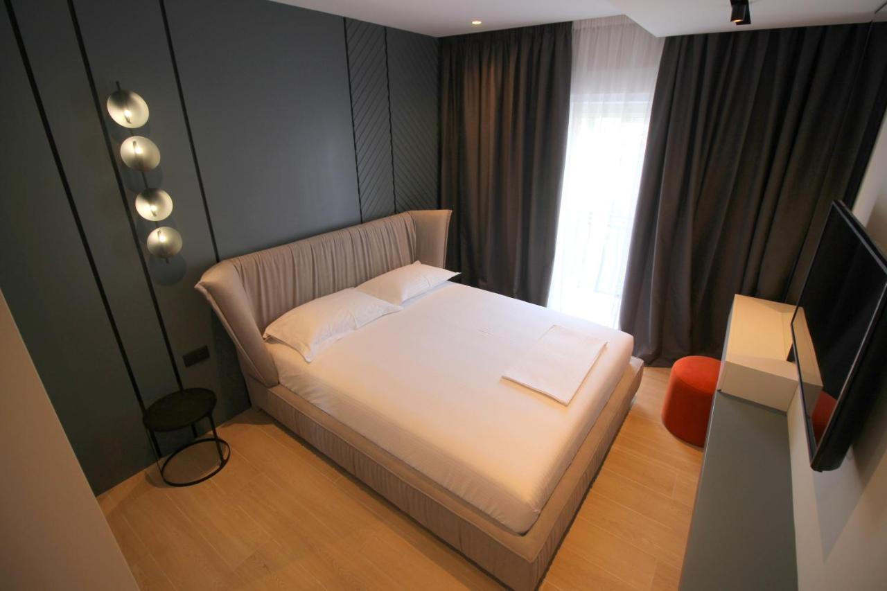 "The View" Luxury Apartments Σαράντα Εξωτερικό φωτογραφία