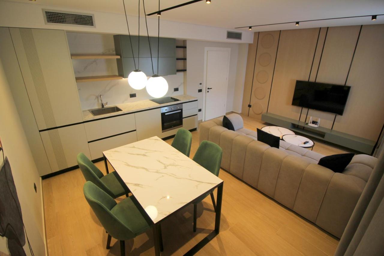 "The View" Luxury Apartments Σαράντα Εξωτερικό φωτογραφία
