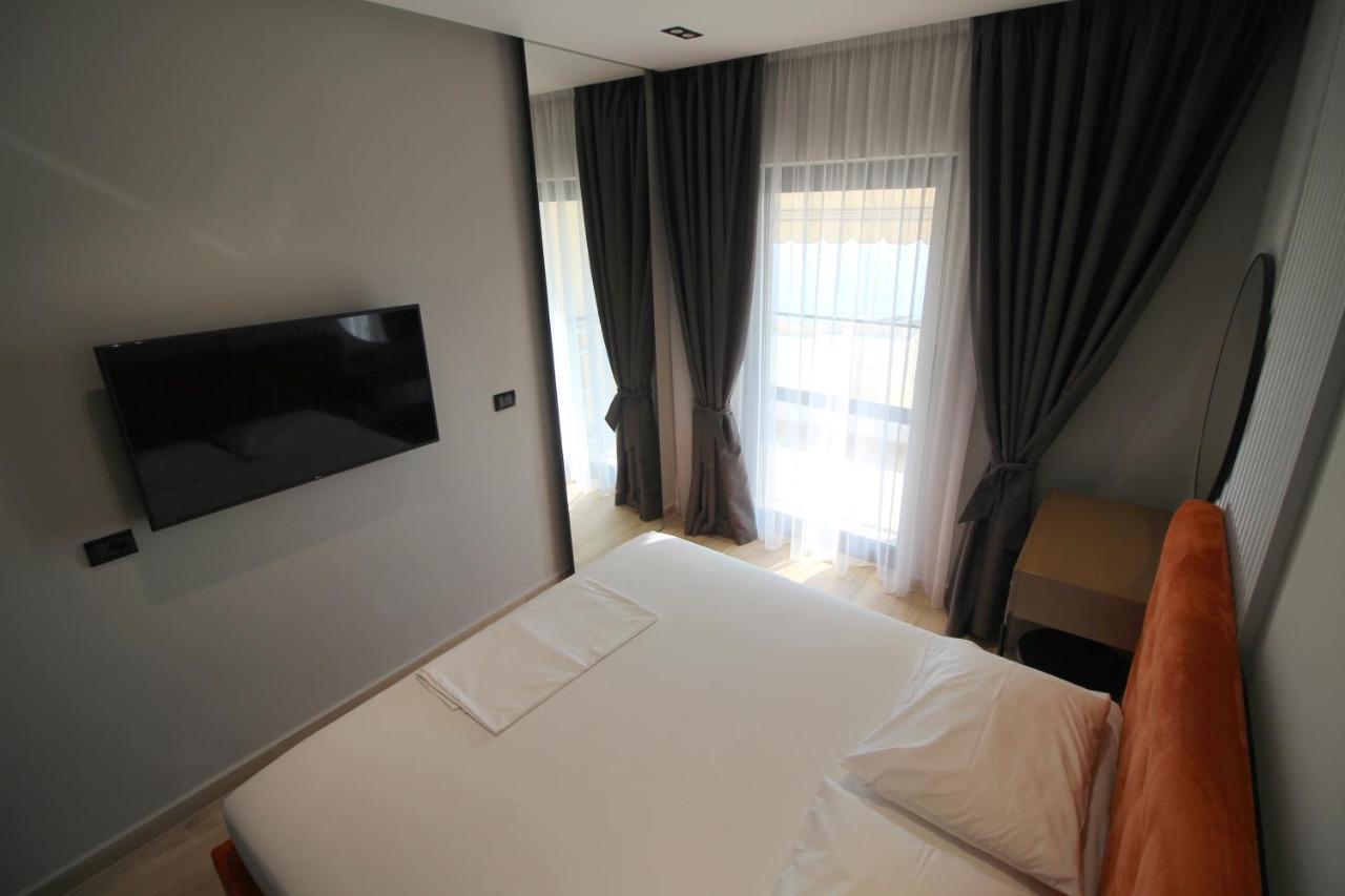 "The View" Luxury Apartments Σαράντα Εξωτερικό φωτογραφία
