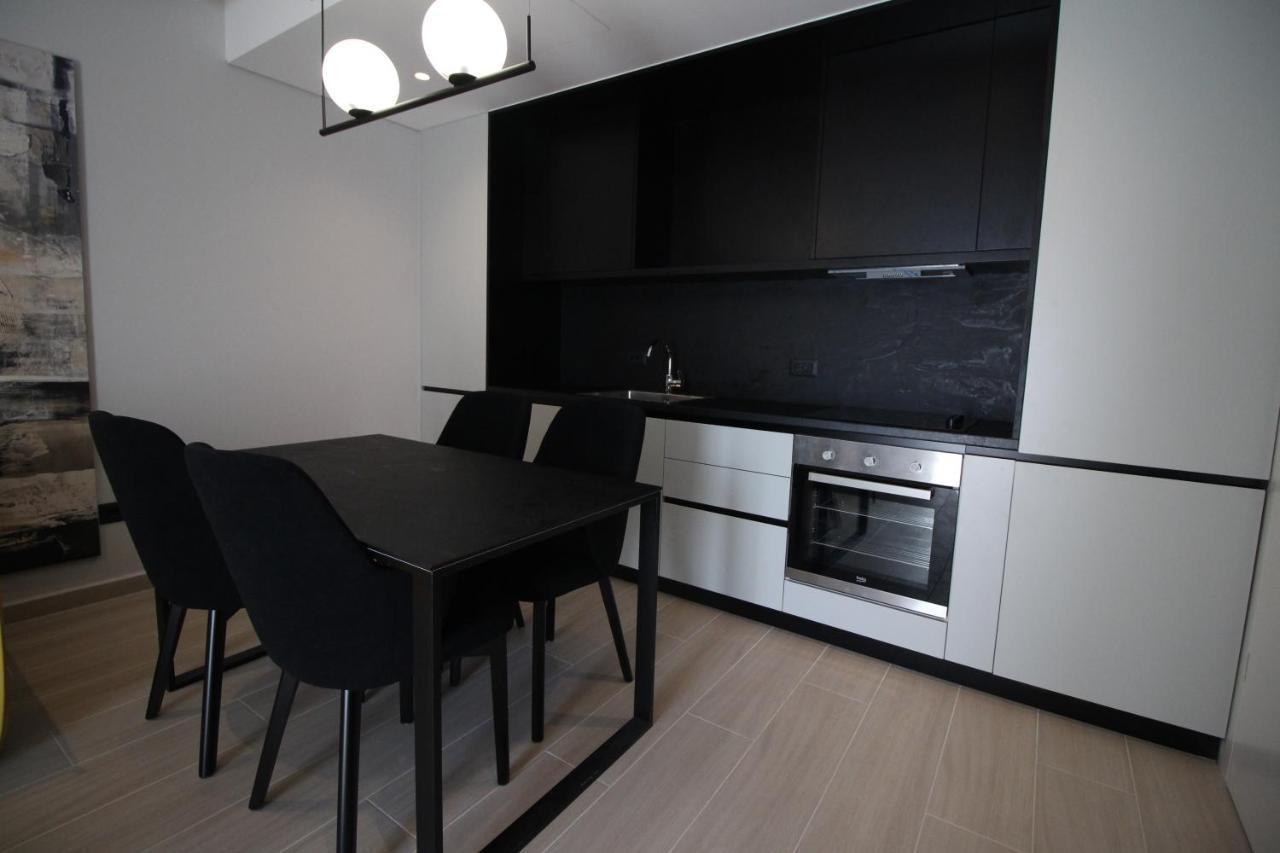 "The View" Luxury Apartments Σαράντα Εξωτερικό φωτογραφία